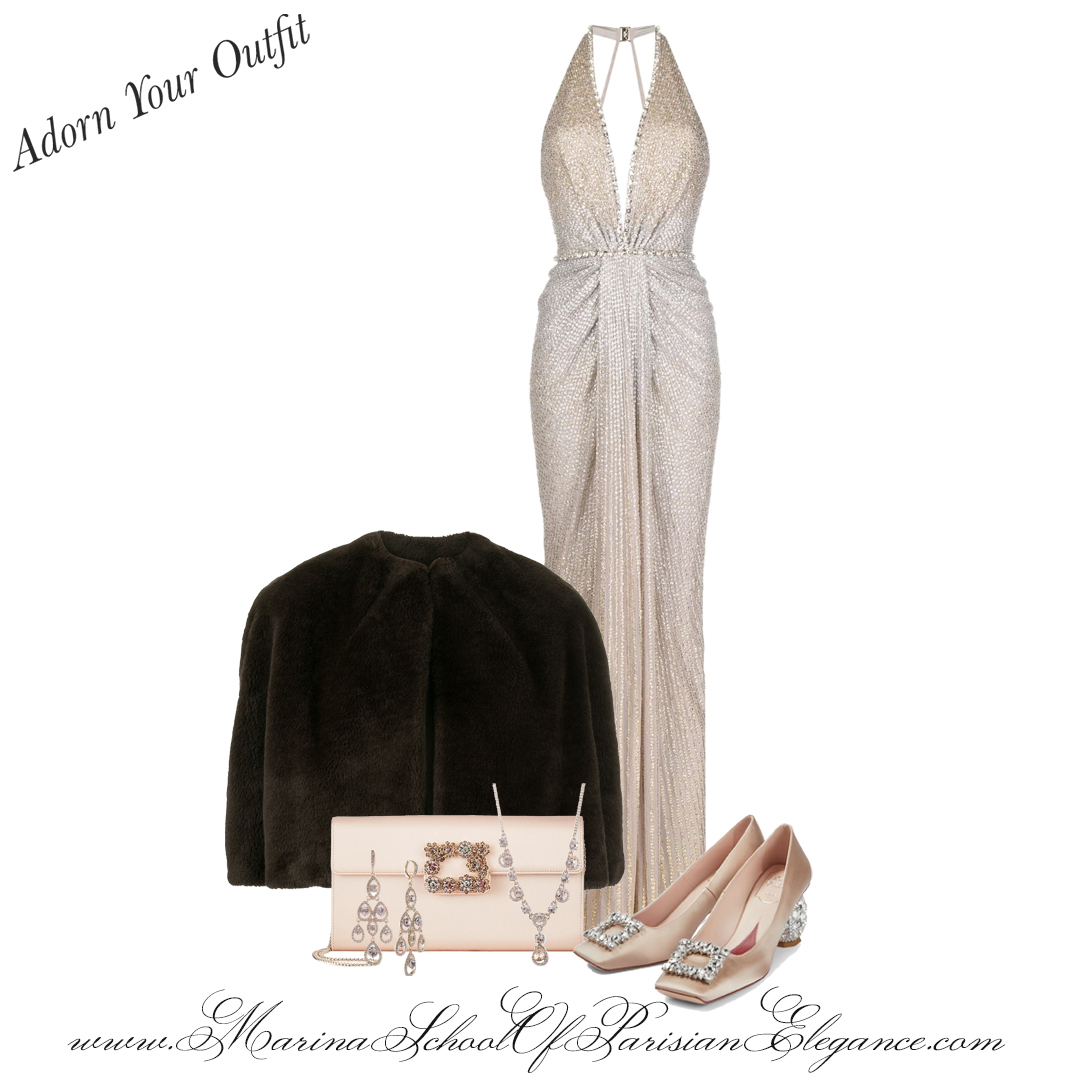 Do you need a few outfit ideas to select from for New Year’s Eve? Elegant V-neck Sleeveless Gown